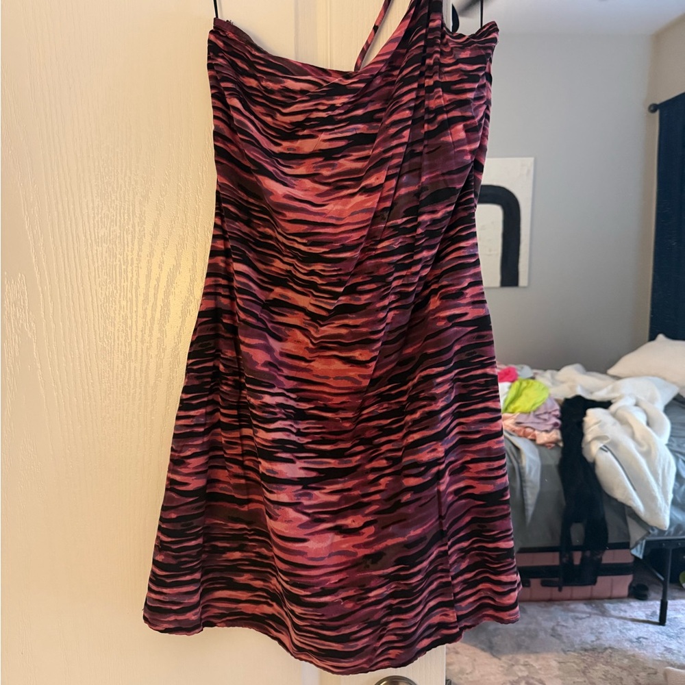 One-Shoulder Dress - Picture 3 of 5
